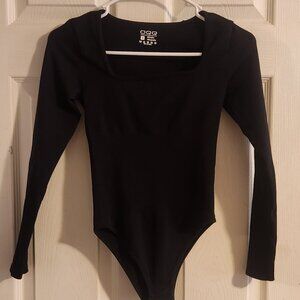 OQQ Black Seamless Long Sleeve Square Neck Bodysuit Size S